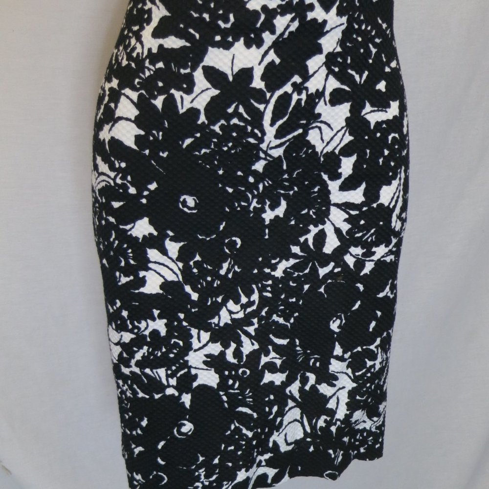 Talbot floral Black/white skirt